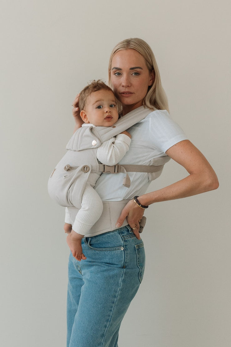 Discover the Best Baby Carrier for Your Newborn at QOALÉ